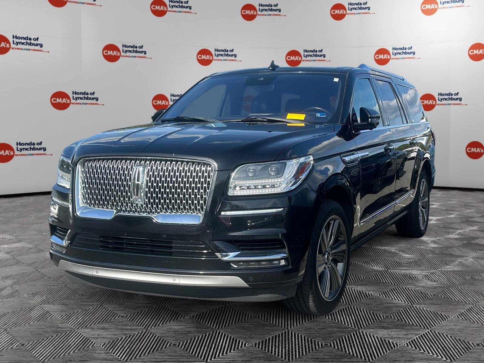 Used 2019 Lincoln Navigator L Reserve AWD/4WD image 1