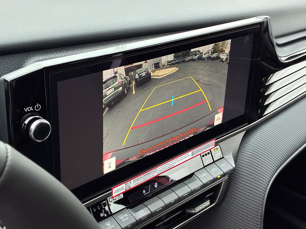 New 2026 Toyota Camry Hybrid AWD/4WD image 6