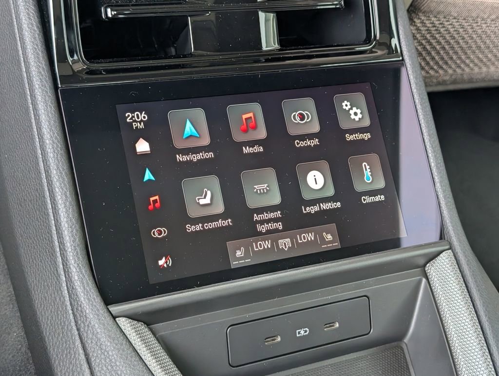 Certified 2025 Porsche Panamera image 32