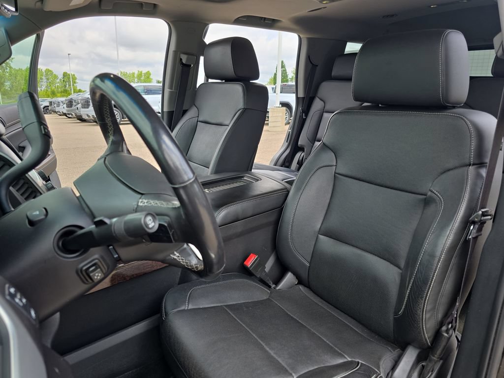 Used 2016 GMC Yukon SLT AWD/4WD image 18
