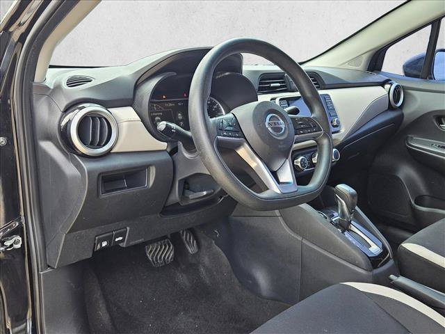 Used 2021 Nissan Versa SV FWD image 9
