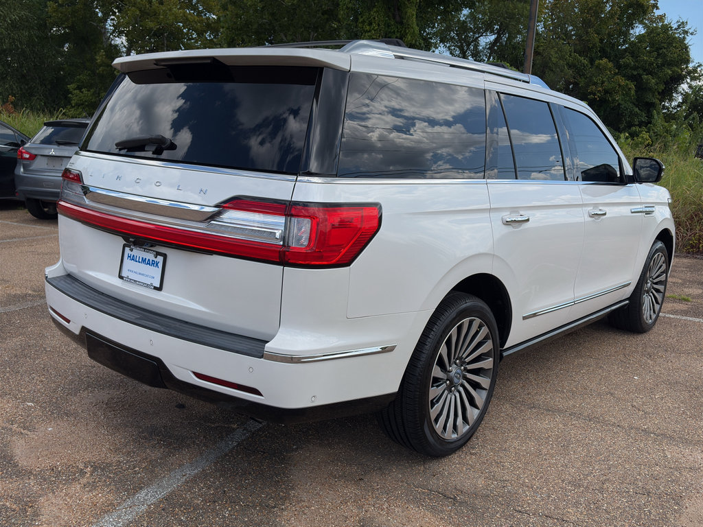 Used 2019 Lincoln Navigator Reserve w/ Cargo Package AWD/4WD image 4