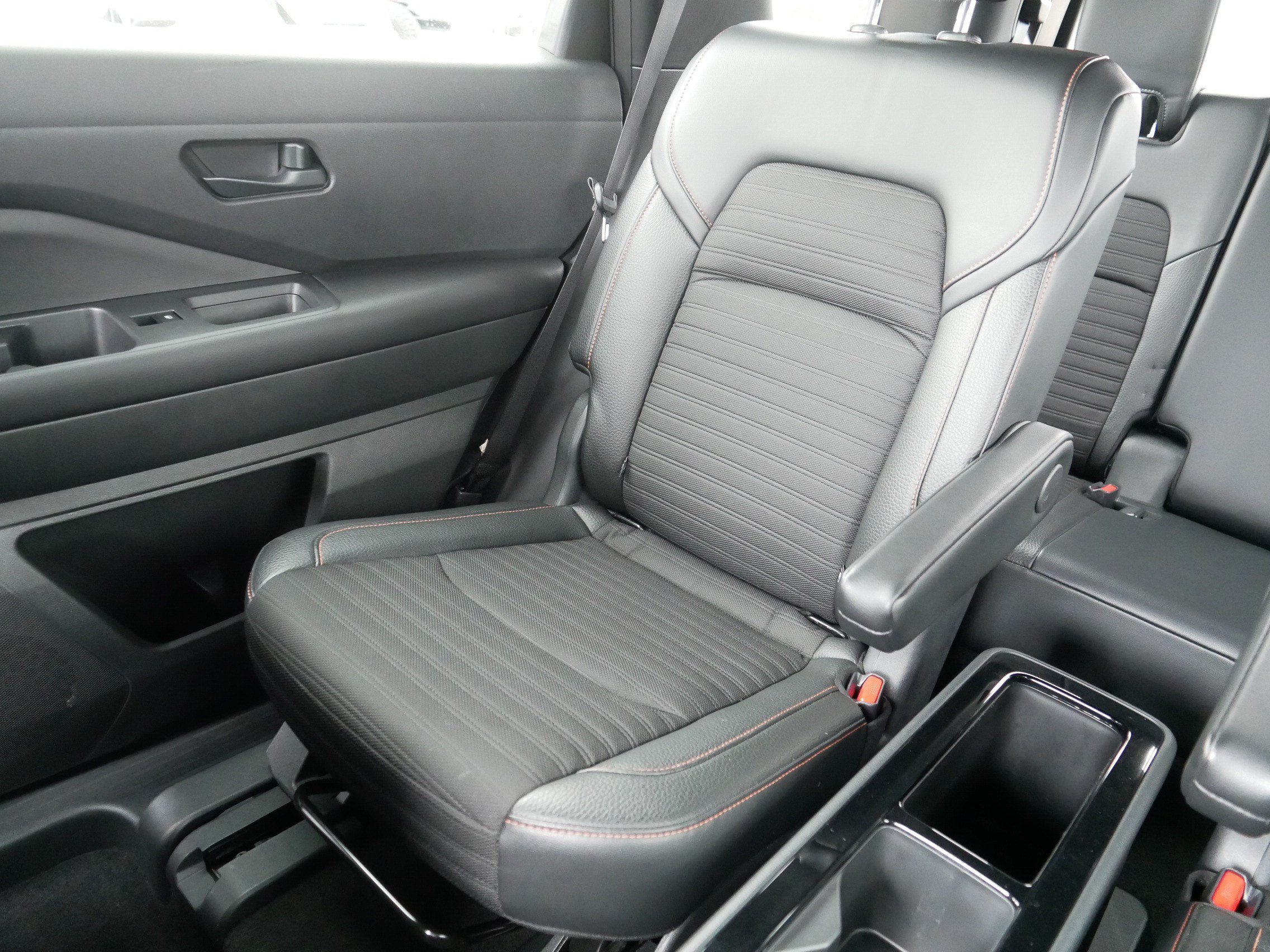 Used 2023 Nissan Pathfinder Rock Creek AWD/4WD image 12
