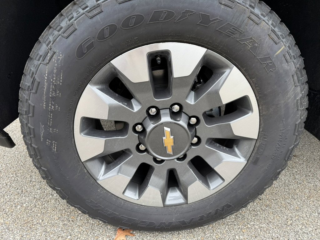 New 2026 Chevrolet Silverado 2500 LT w/ All Star Edition image 9