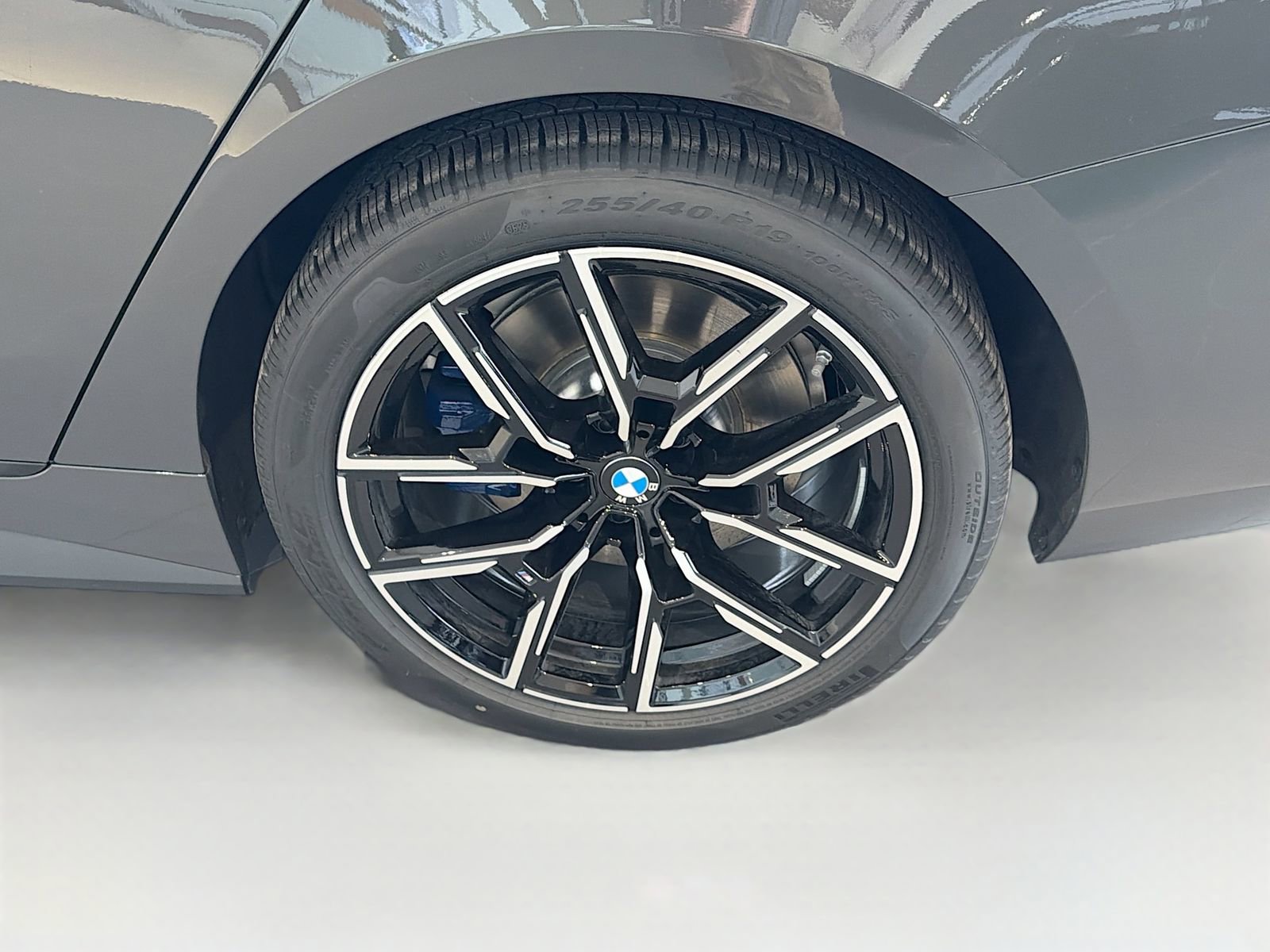New 2026 BMW 430i xDrive w/ M Sport Package AWD/4WD image 33