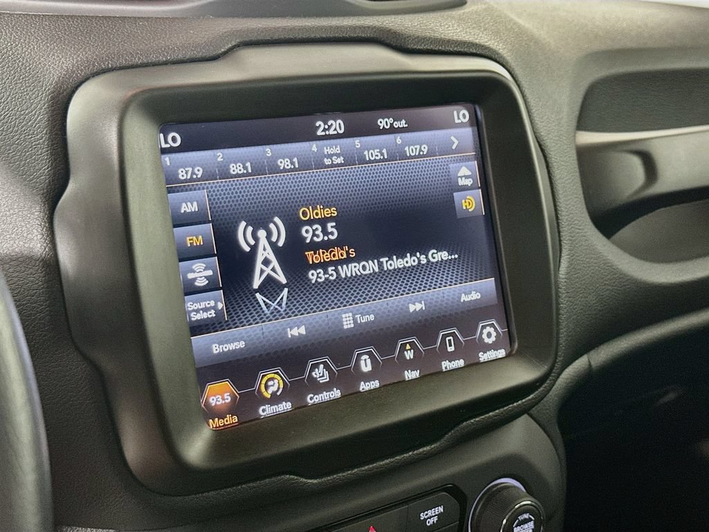 Certified 2022 Jeep Renegade Altitude w/ Convenience Group AWD/4WD image 25