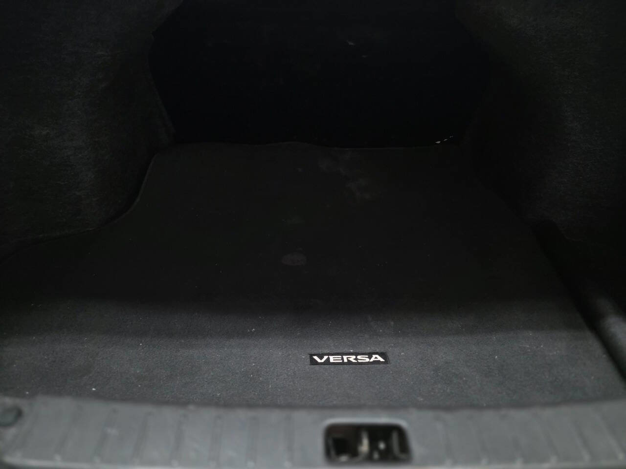 Used 2019 Nissan Versa S Plus image 22