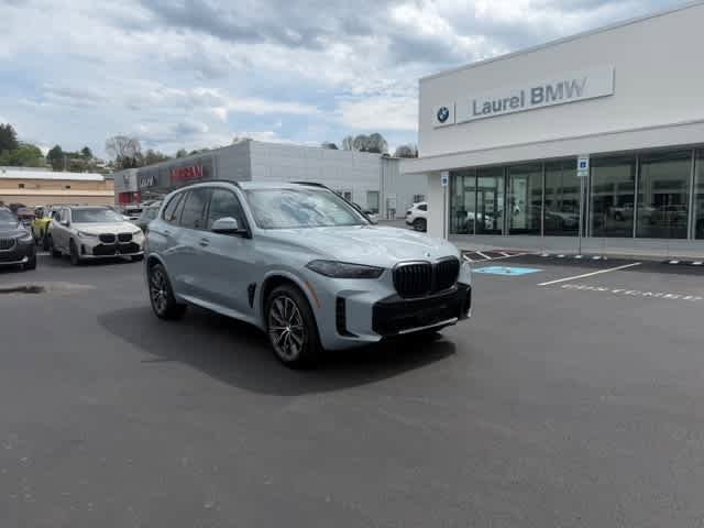 New 2026 BMW X5 xDrive40i w/ M Sport Package AWD/4WD image 1
