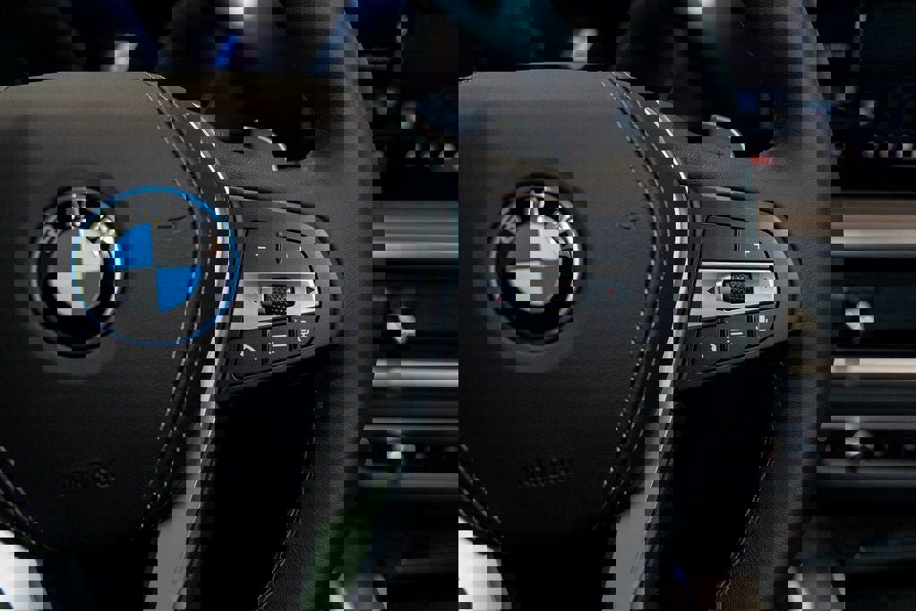 New 2026 BMW X5 xDrive50e w/ Premium Package image 27