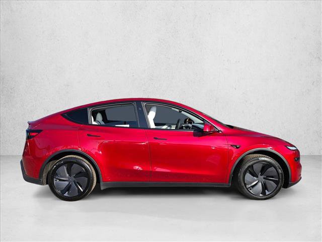 Used 2026 Tesla Model Y 2WD image 4