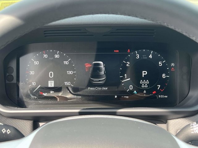 Used 2025 Land Rover Discovery Dynamic SE AWD/4WD image 27