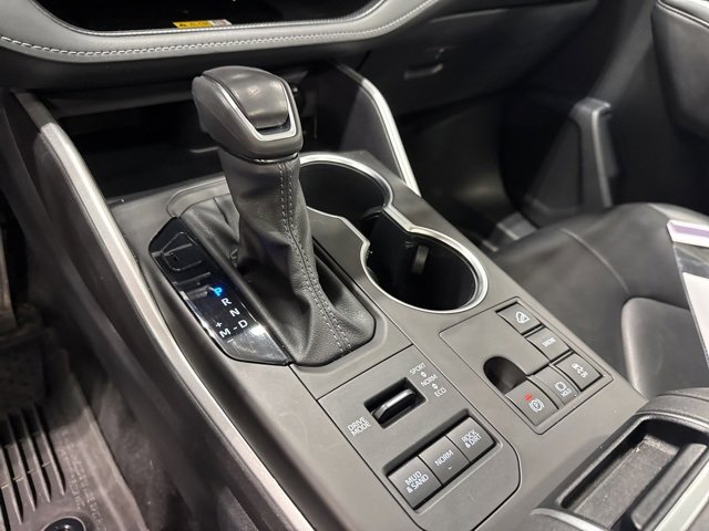 Certified 2024 Toyota Highlander XLE image 29