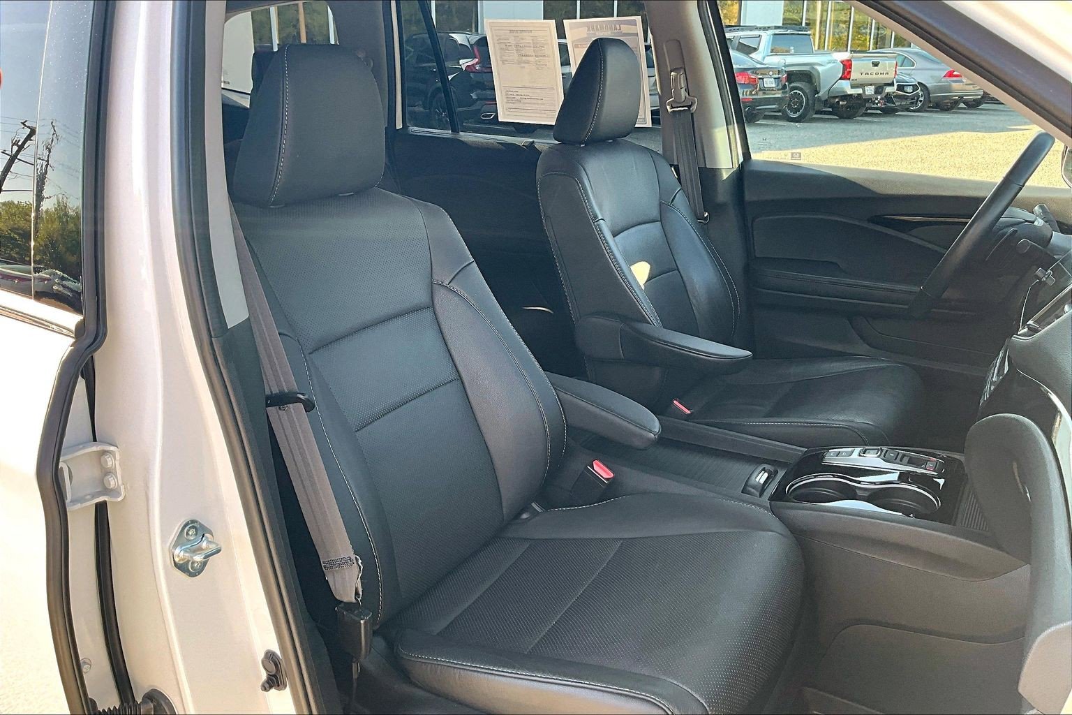 Used 2022 Honda Pilot Elite image 7