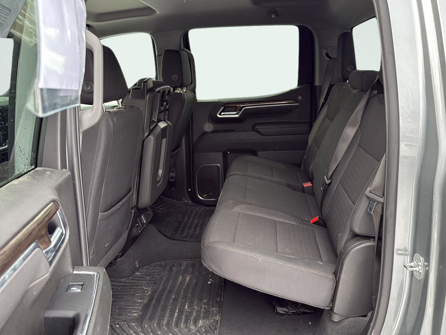 Used 2025 Chevrolet Silverado 1500 LT image 28