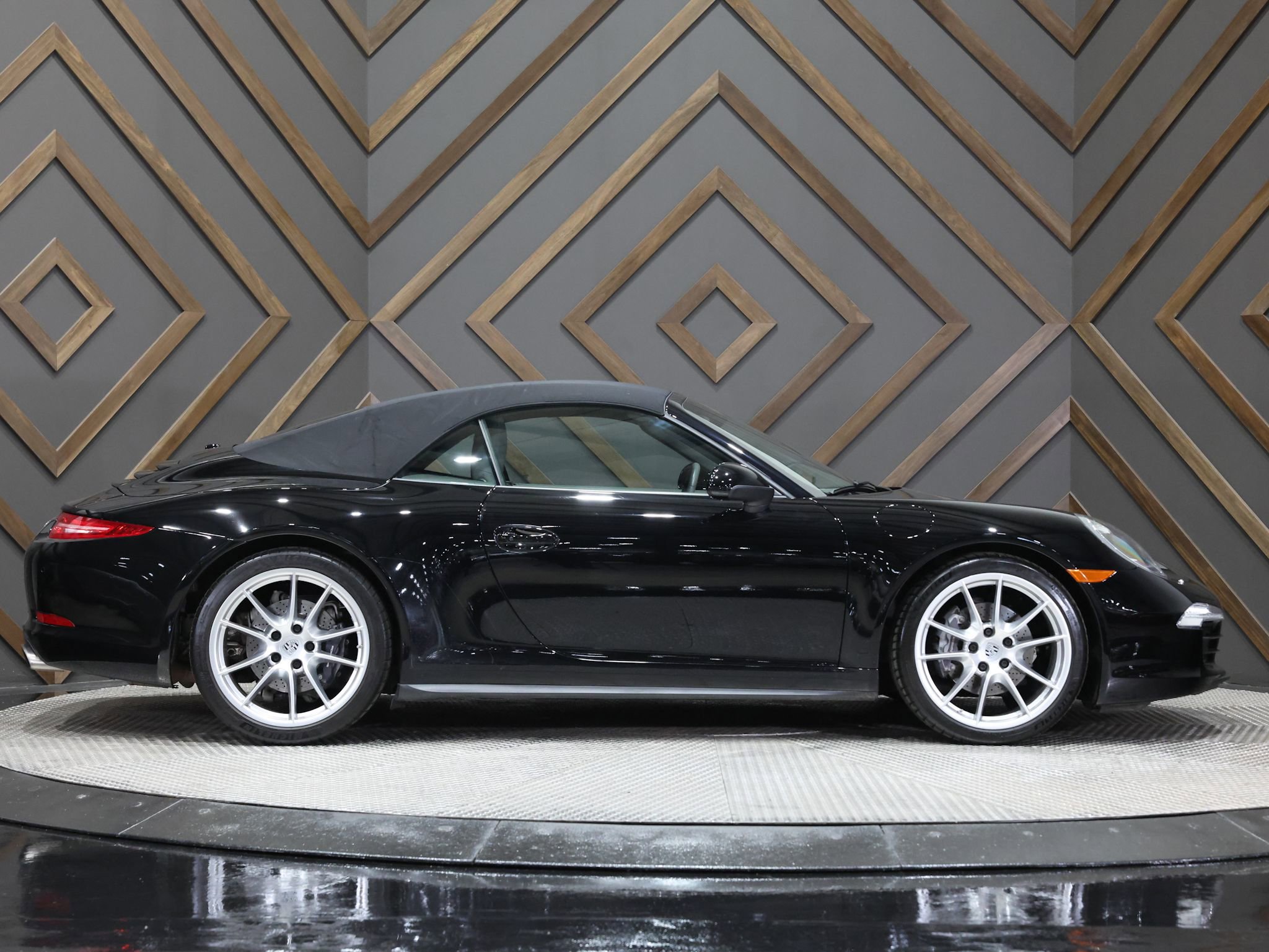 Used 2013 Porsche 911 Carrera image 5