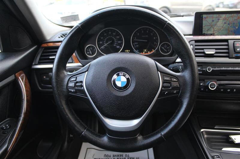 Used 2014 BMW 328i xDrive Sedan image 15