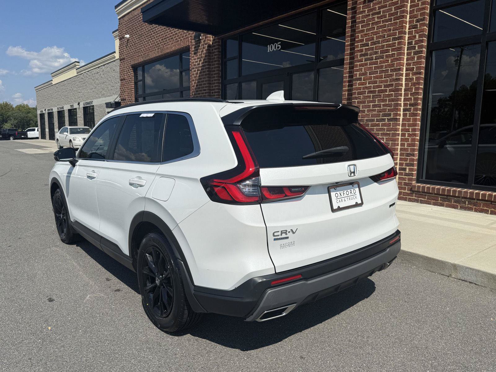 Used 2025 Honda CR-V Sport image 32