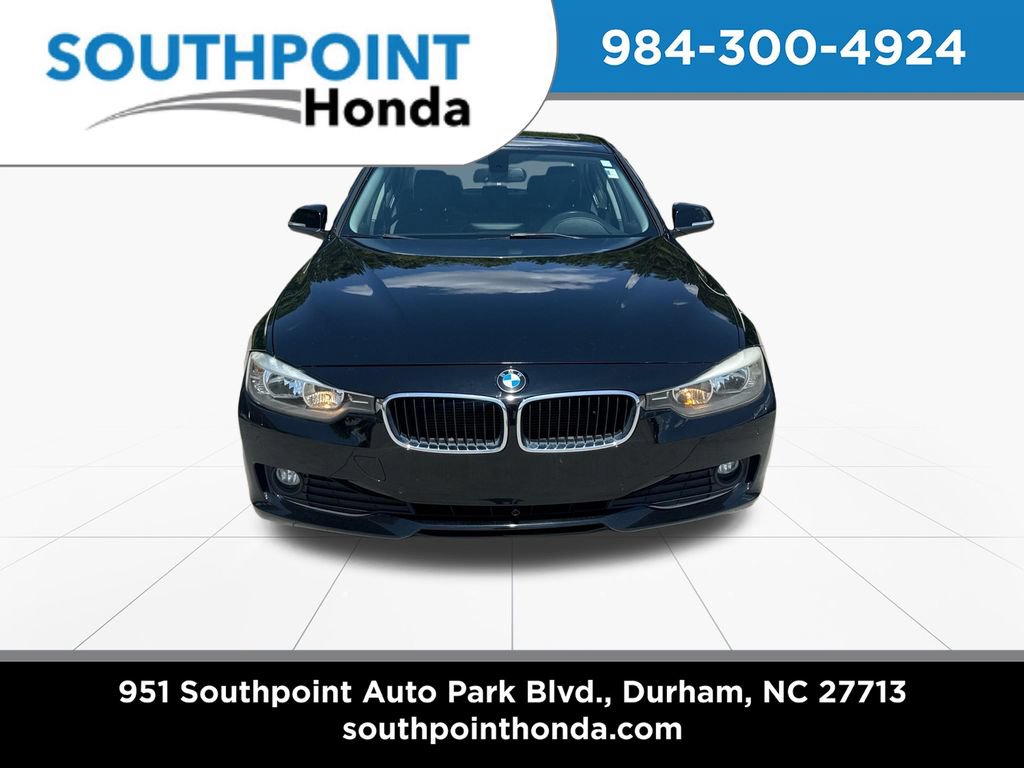 Used 2015 BMW 320i xDrive Sedan AWD/4WD image 2