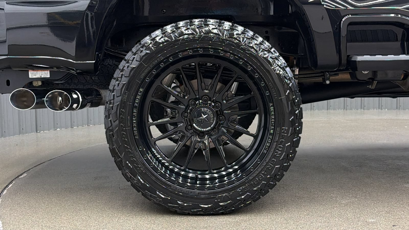 Used 2026 Ford F250 Platinum AWD/4WD image 11