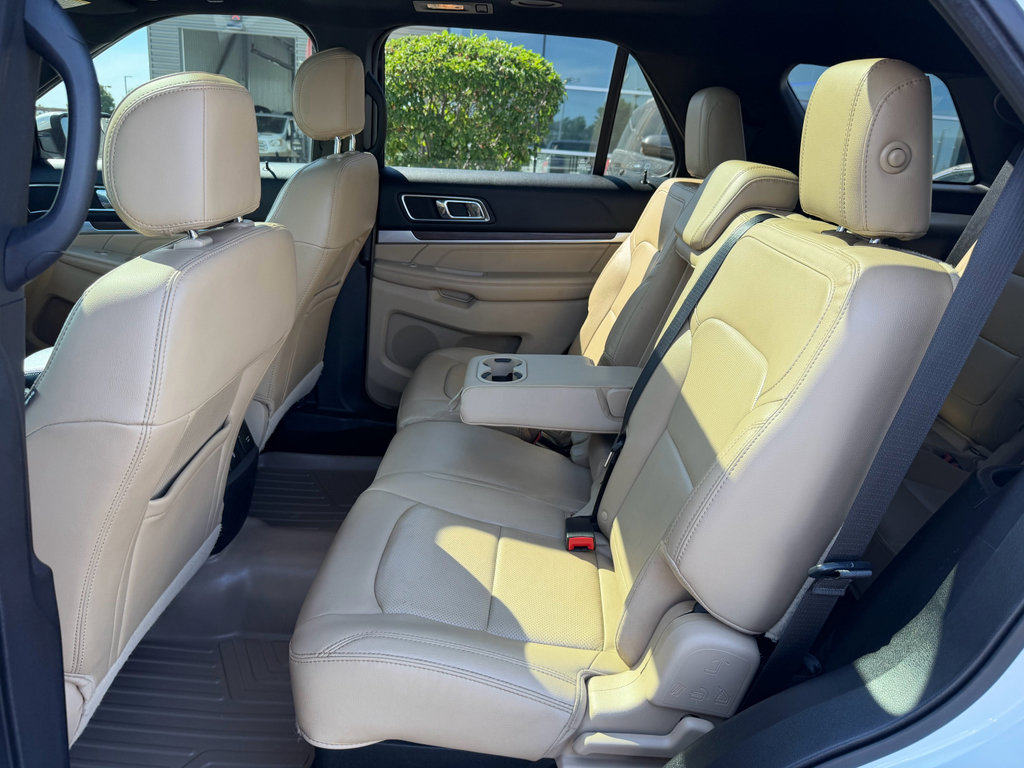 Used 2017 Ford Explorer Limited FWD image 18