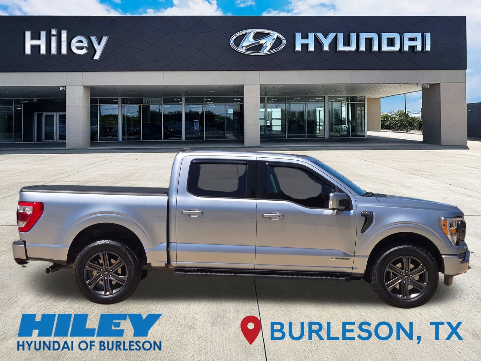 Used 2022 Ford F150 Lariat w/ Max Trailer Tow Package AWD/4WD image 3