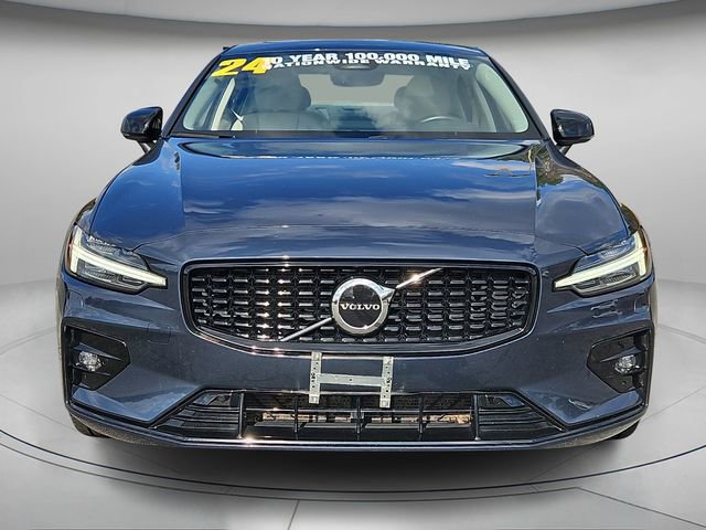 Used 2024 Volvo S60 B5 Core image 5