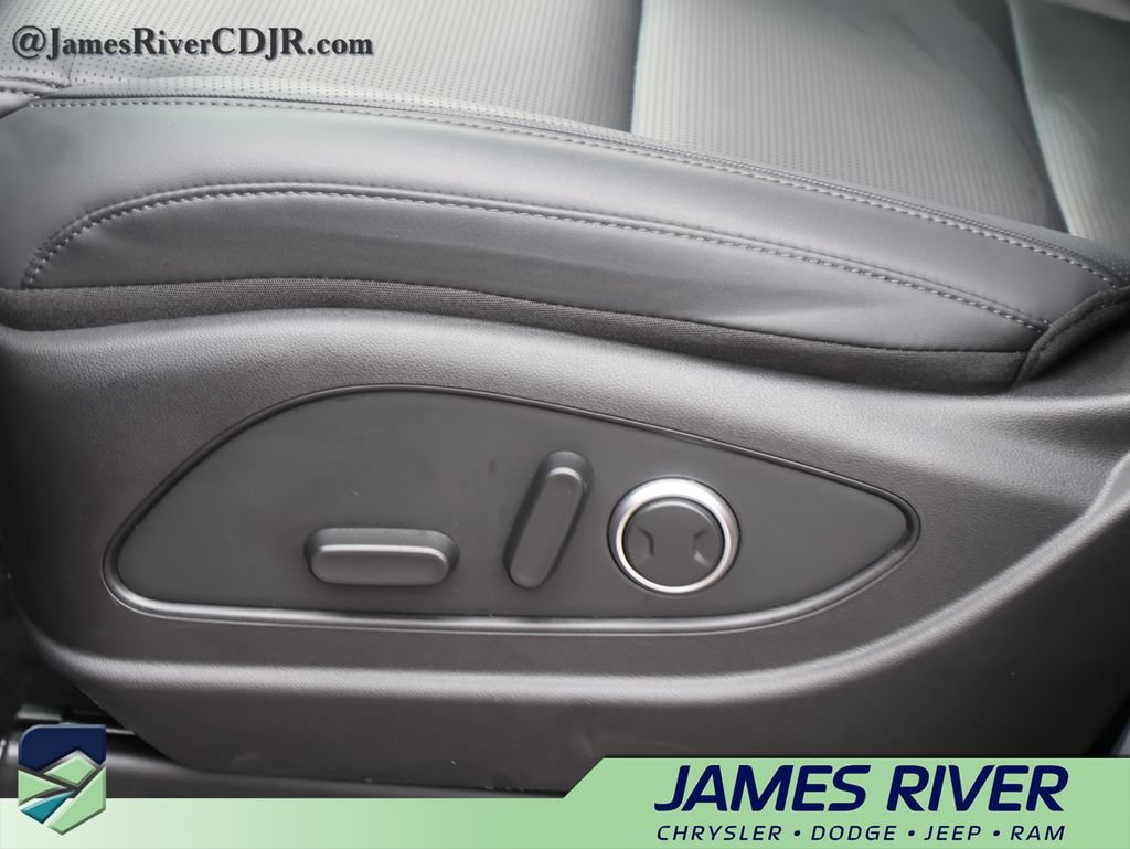 Used 2026 Hyundai Palisade SEL AWD/4WD image 25