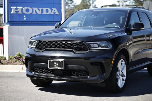 Used 2024 Dodge Durango GT image 2