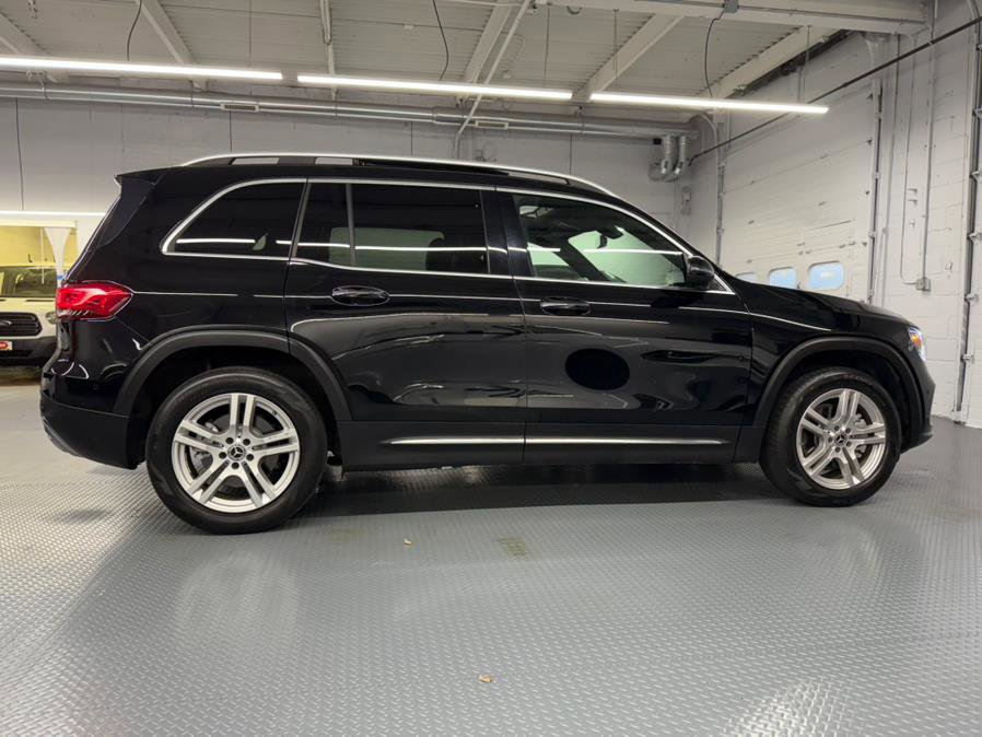 Used 2021 Mercedes-Benz GLB 250 4MATIC image 6