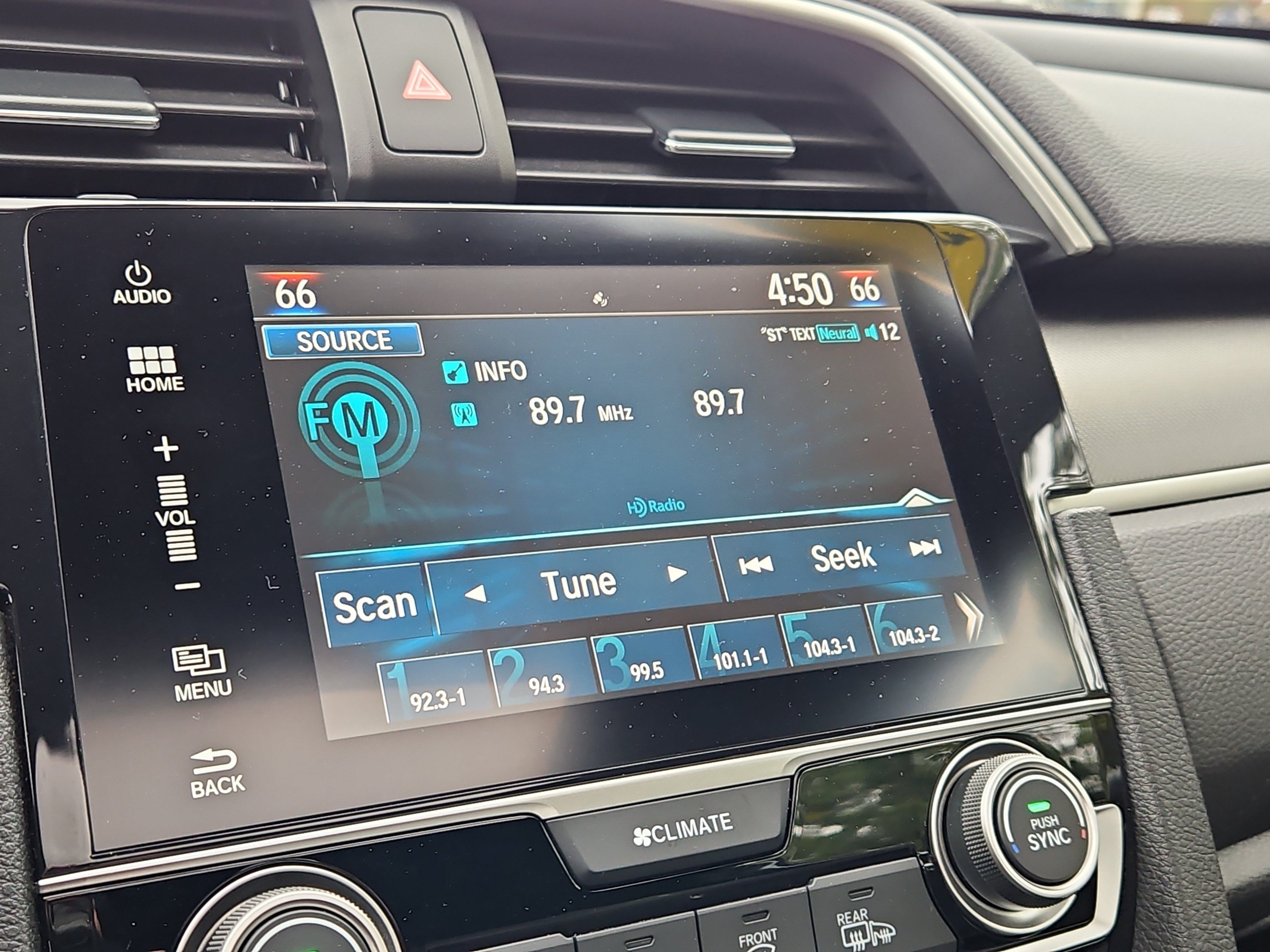Certified 2017 Honda Civic EX-T image 17