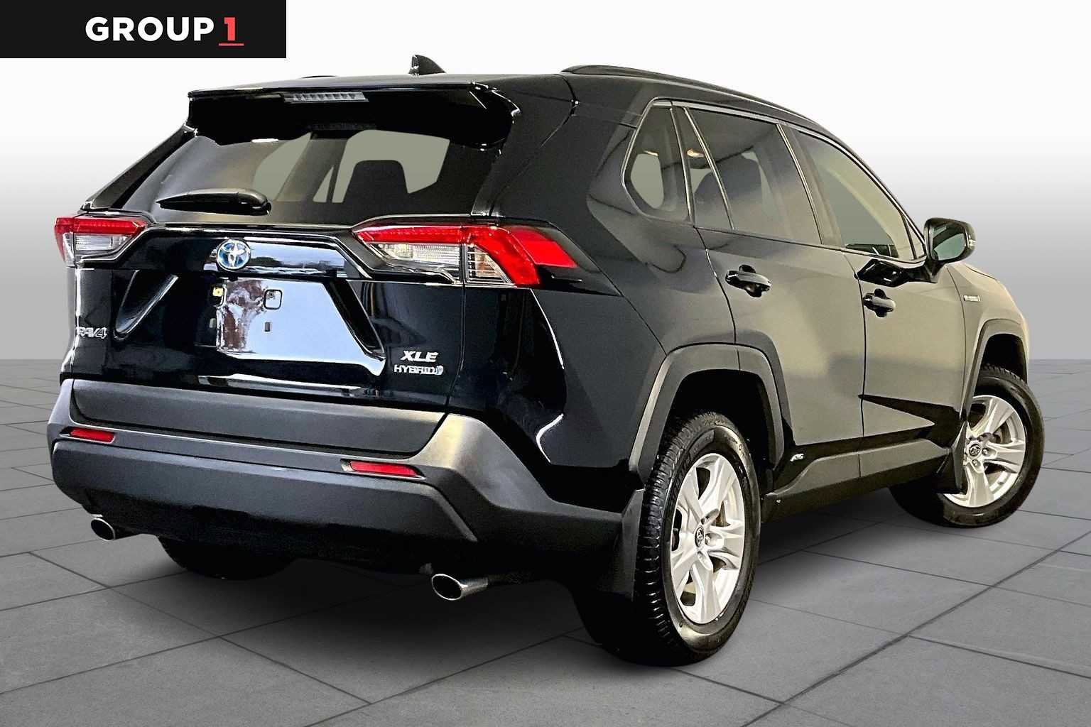 Used 2019 Toyota RAV4 XLE image 23