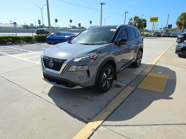 Used 2023 Nissan Rogue SL FWD image 8