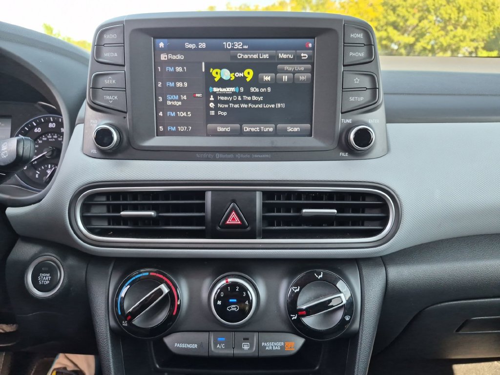 Used 2020 Hyundai Kona SEL Plus FWD image 35