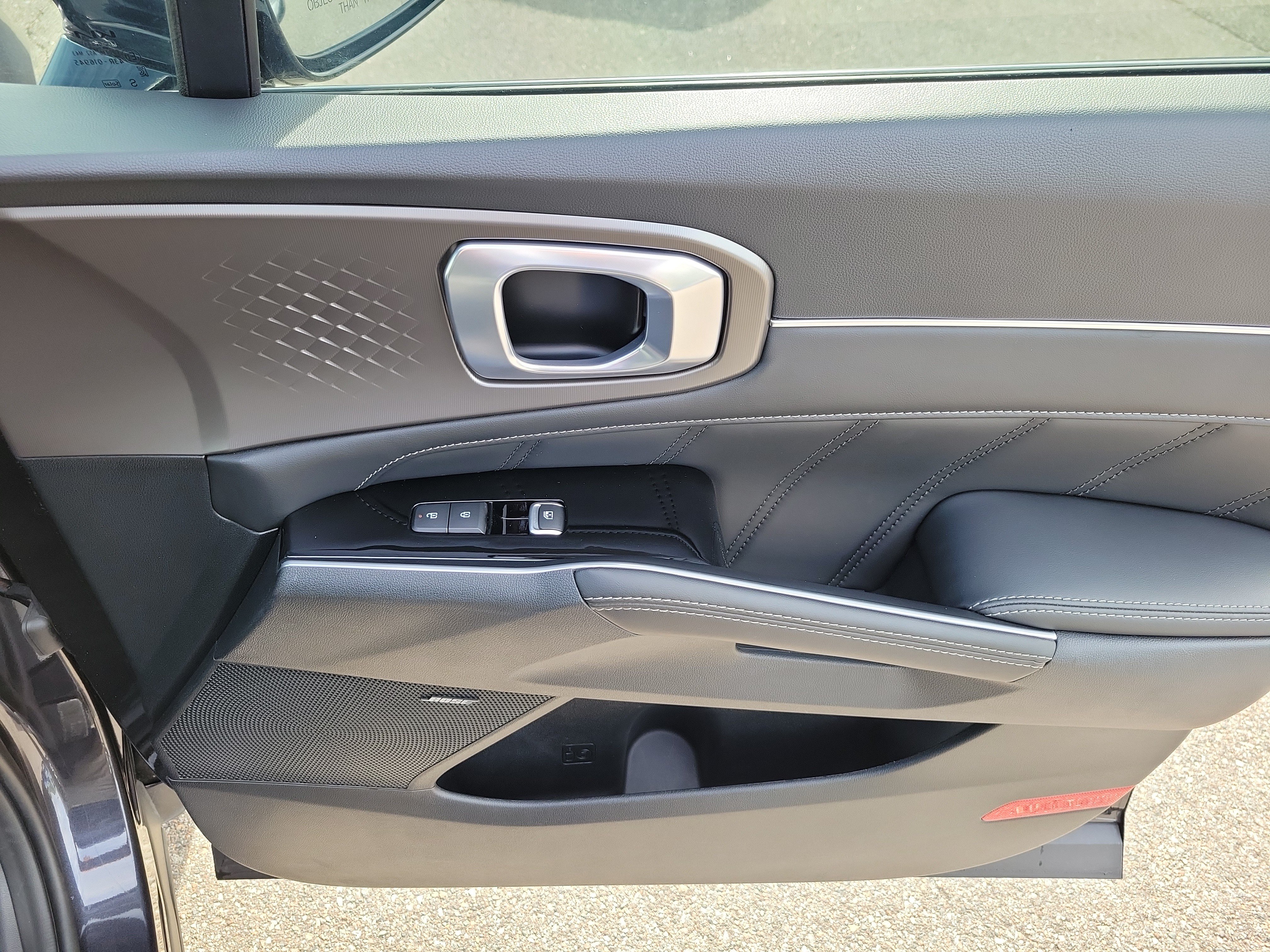 Certified 2026 Kia Sorento SX FWD image 8