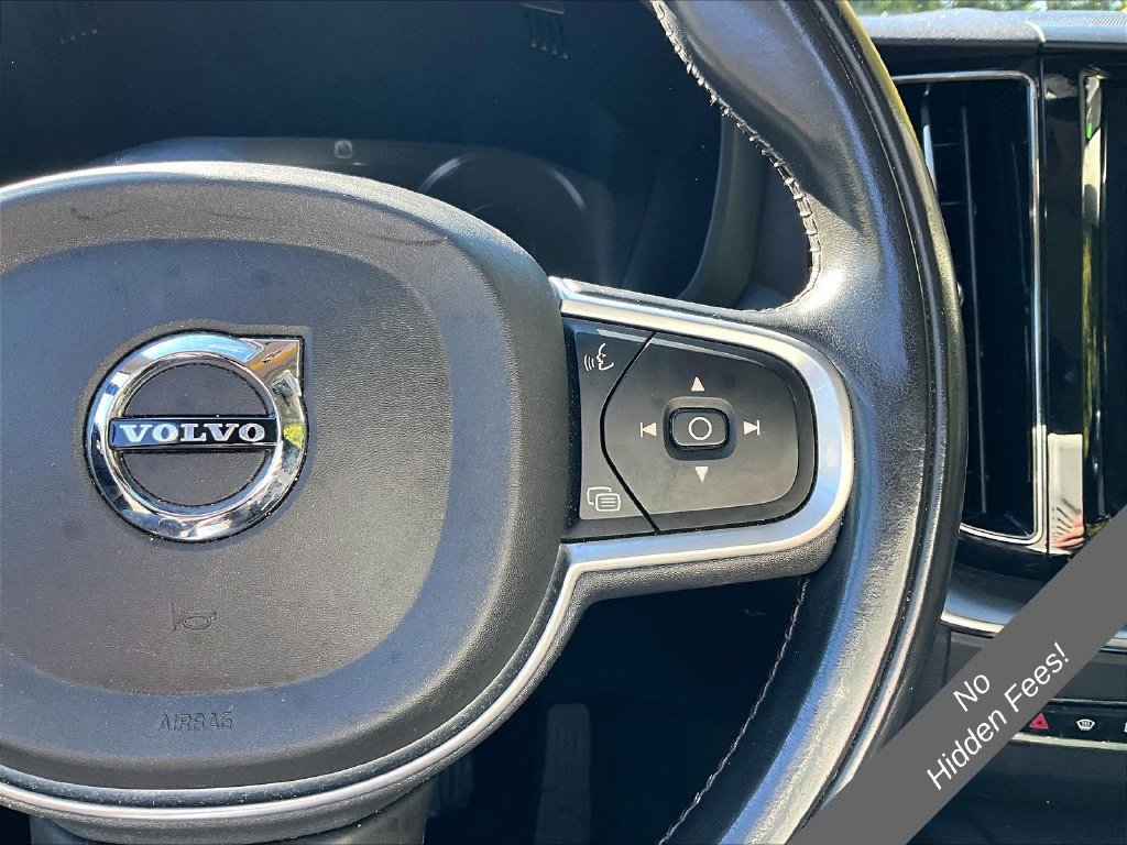 Used 2018 Volvo XC60 T6 Momentum w/ Convenience Package AWD/4WD image 16