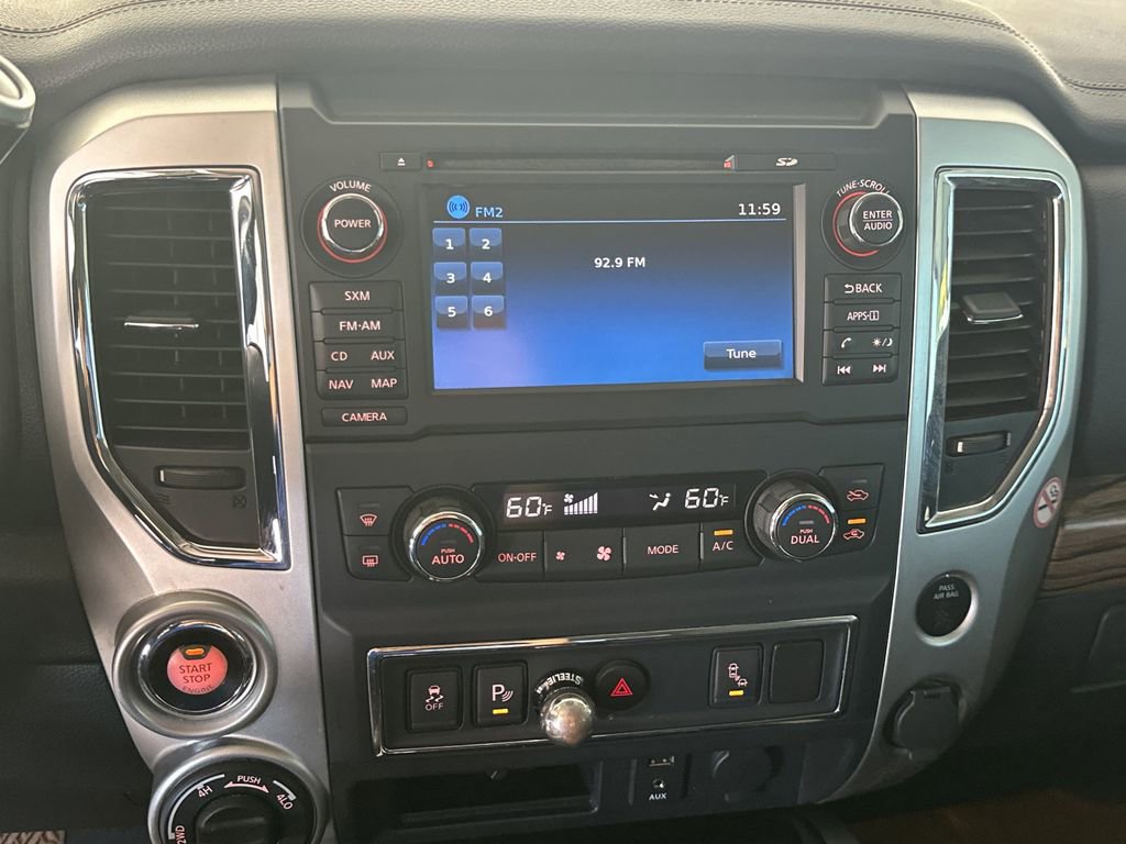 Used 2017 Nissan Titan SL image 24