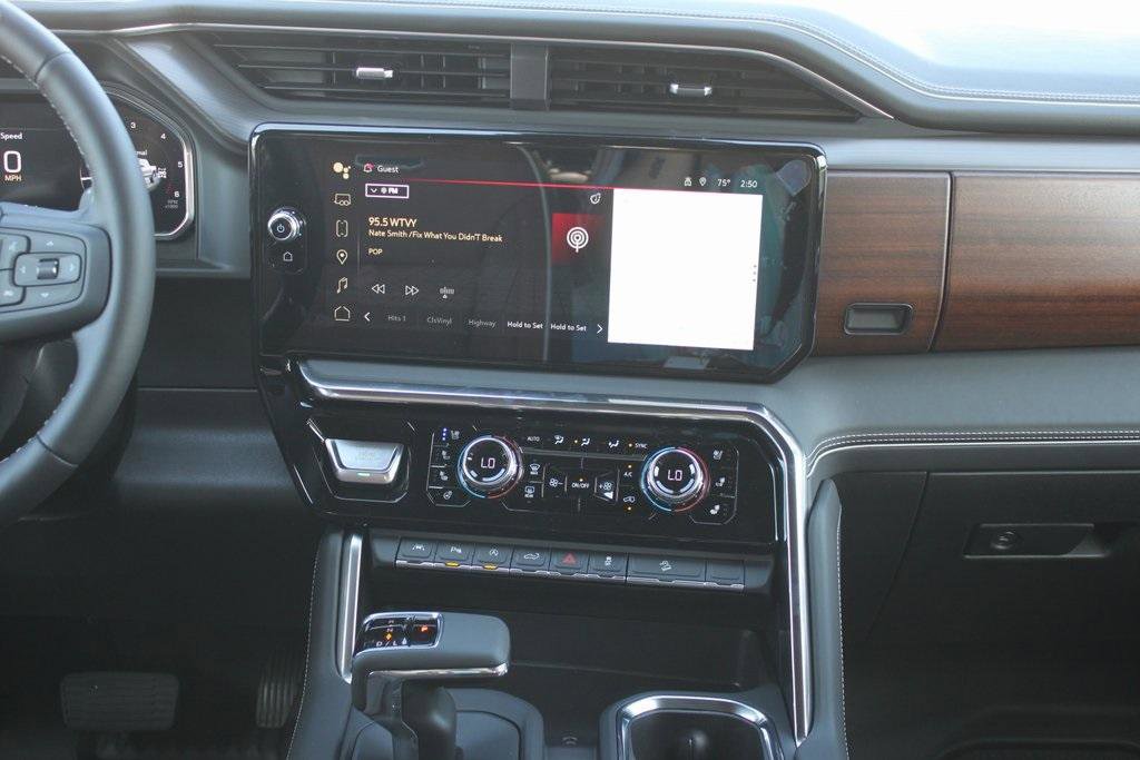 New 2026 GMC Sierra 1500 Denali Ultimate image 10