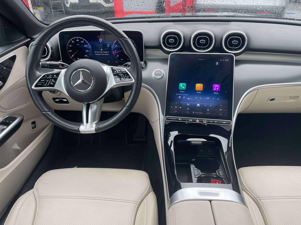 Used 2025 Mercedes-Benz C 300 4MATIC Sedan image 12