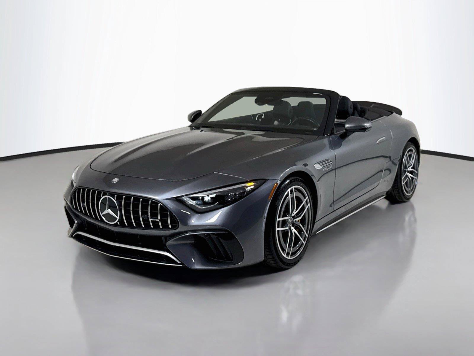 Used 2025 Mercedes-Benz SL 63 AMG 4MATIC image 38