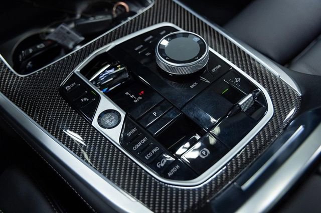 New 2026 BMW X7 M60i image 21