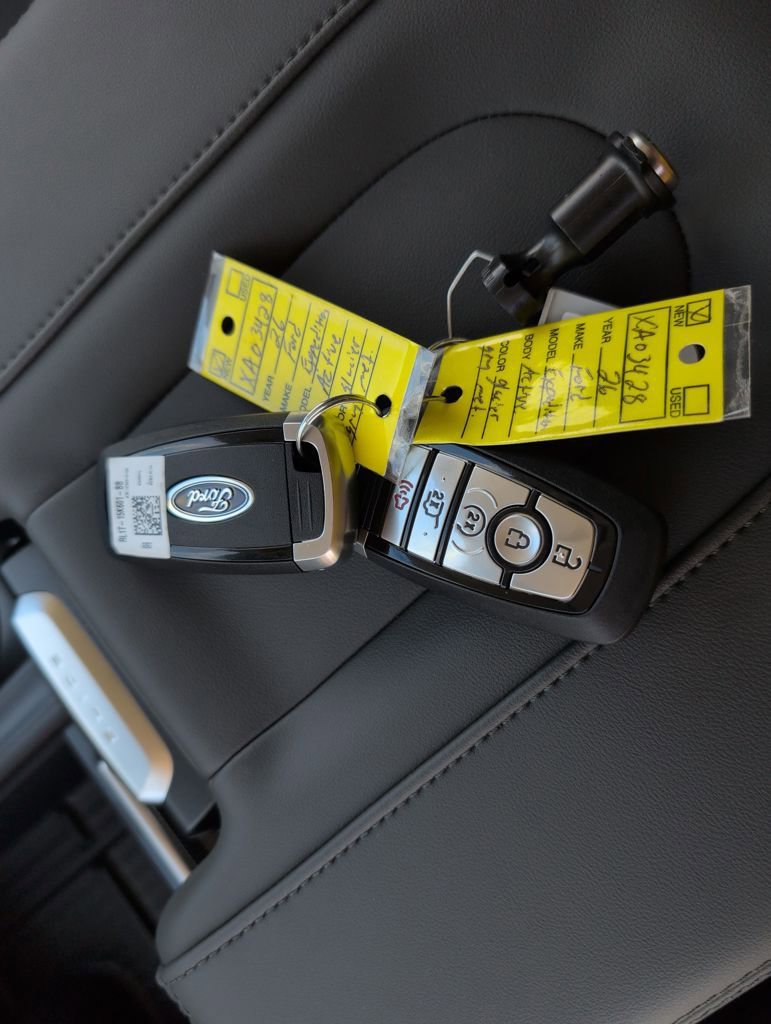 New 2026 Ford Expedition Active image 34