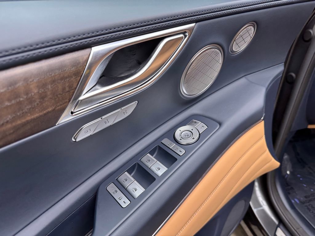 Used 2024 Genesis GV80 3.5T image 11