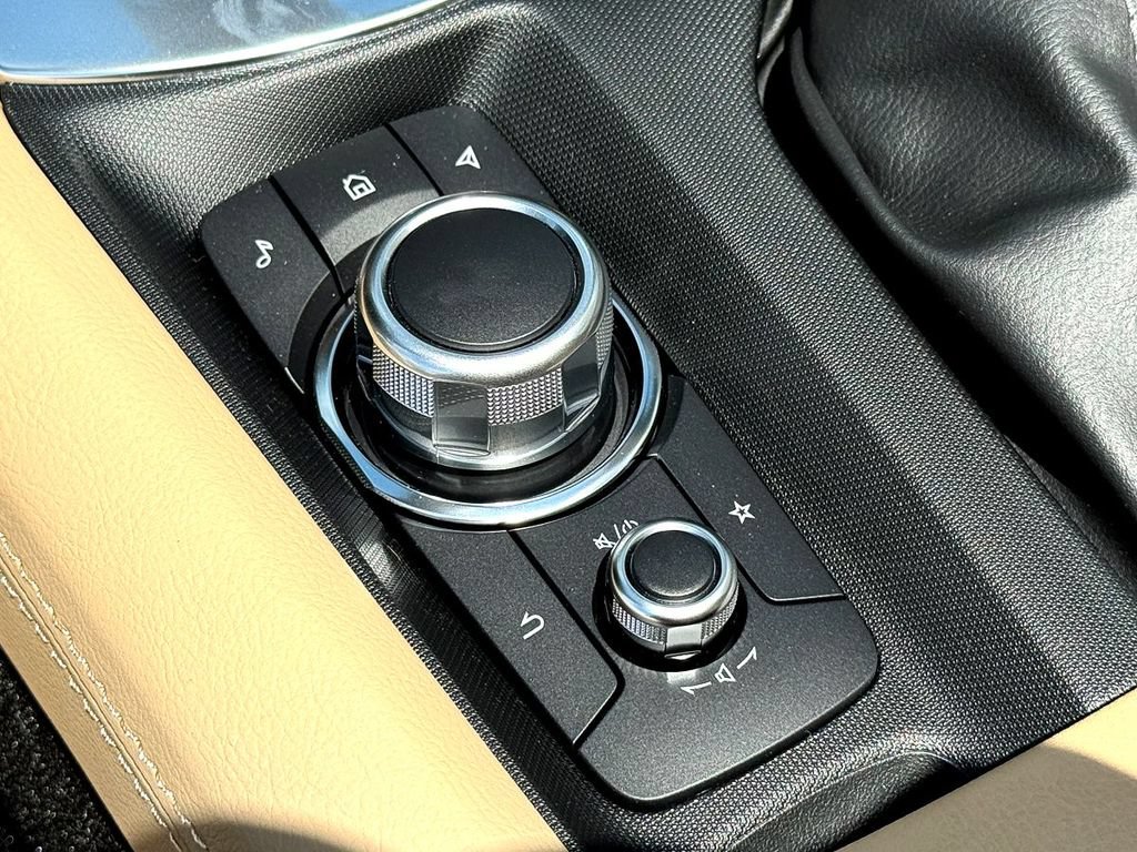 New 2026 MAZDA MX-5 Miata RF Grand Touring RWD image 16