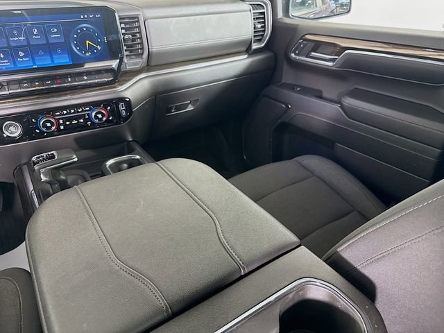 Used 2024 Chevrolet Silverado 1500 LT Trail Boss w/ LPO, Dark Essentials Package AWD/4WD image 25