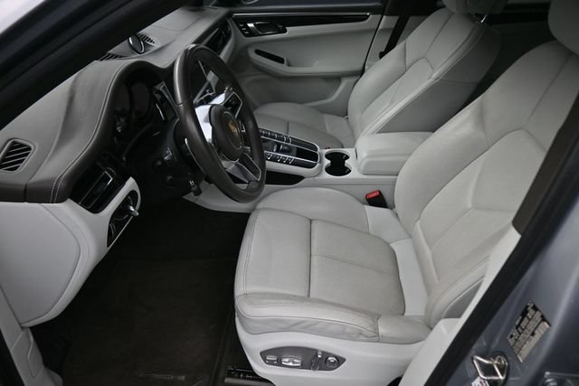 Used 2019 Porsche Macan AWD/4WD image 21