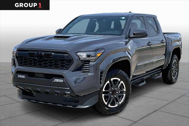 Certified 2025 Toyota Tacoma TRD Sport image 1