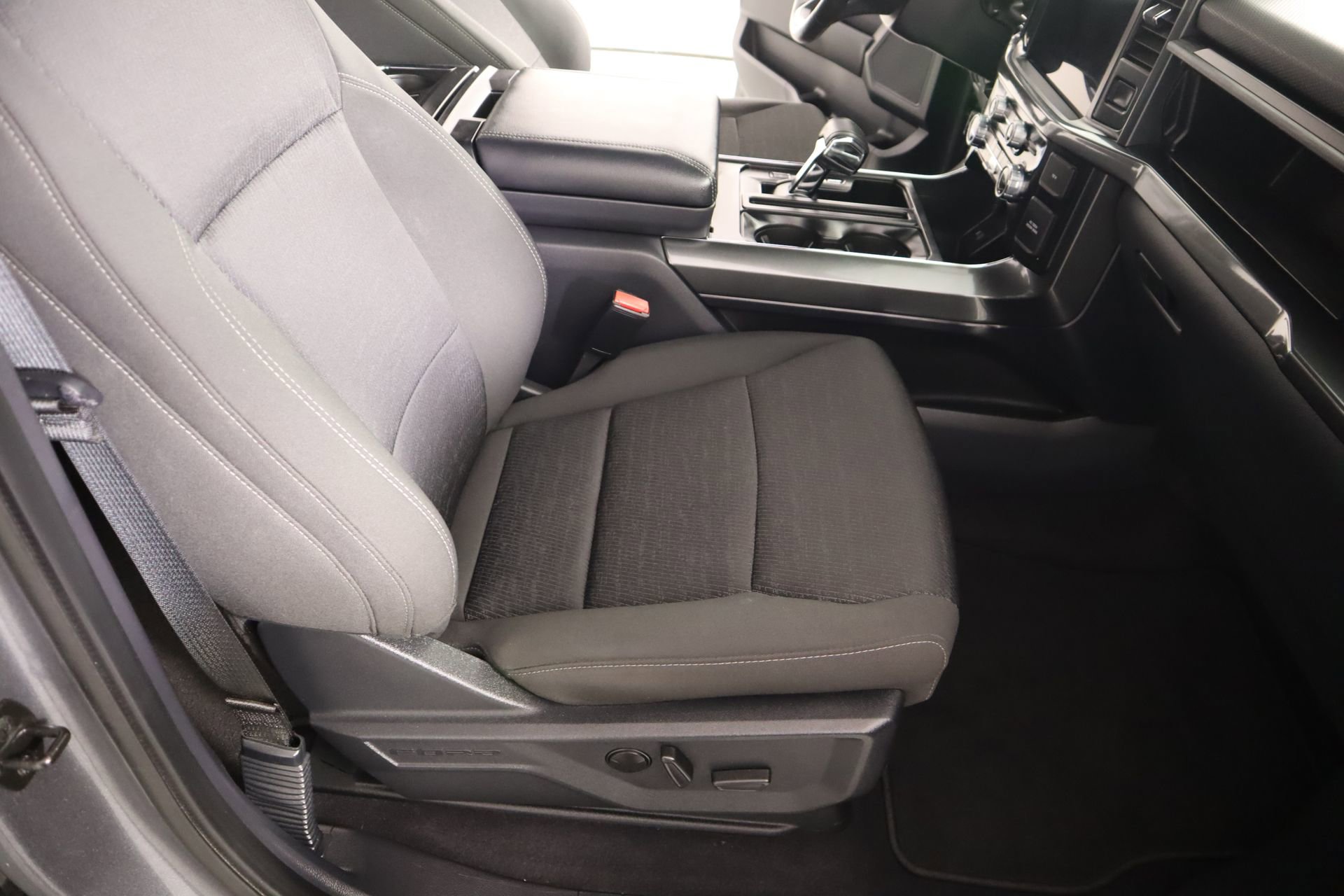 Used 2023 Ford F150 XLT w/ Equipment Group 302A High image 15