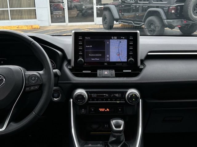 Used 2019 Toyota RAV4 Limited w/ Advanced Technology Package AWD/4WD image 25