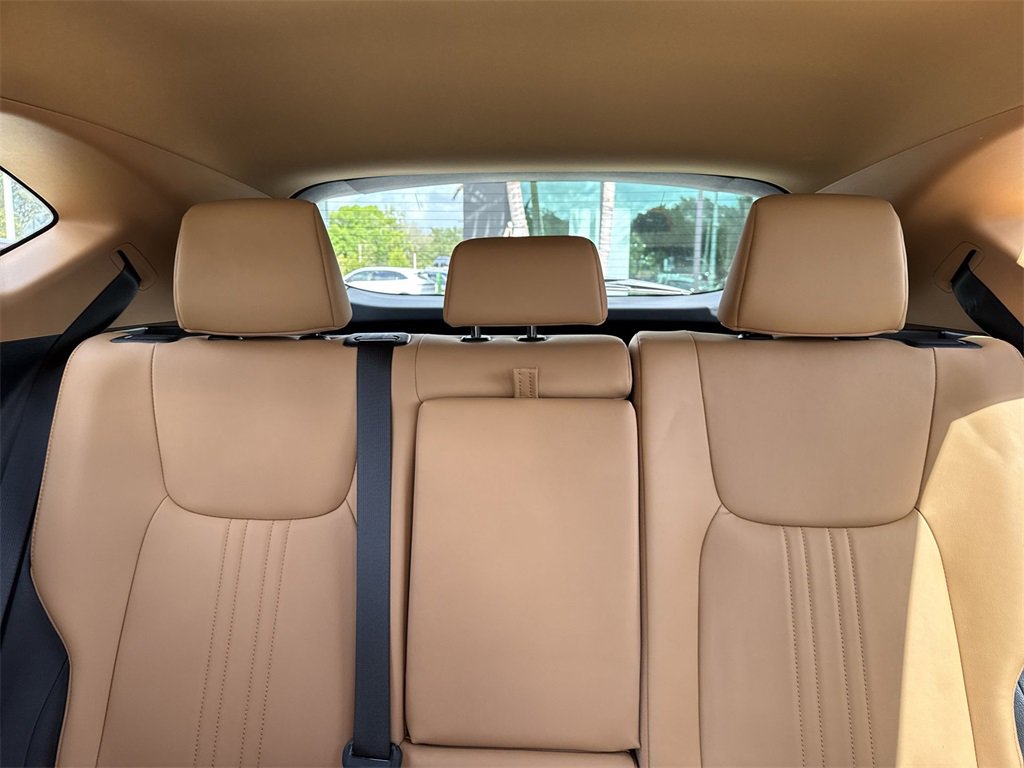 Used 2023 Lexus NX 250 FWD w/ Towing Package (2000 Lbs) image 19