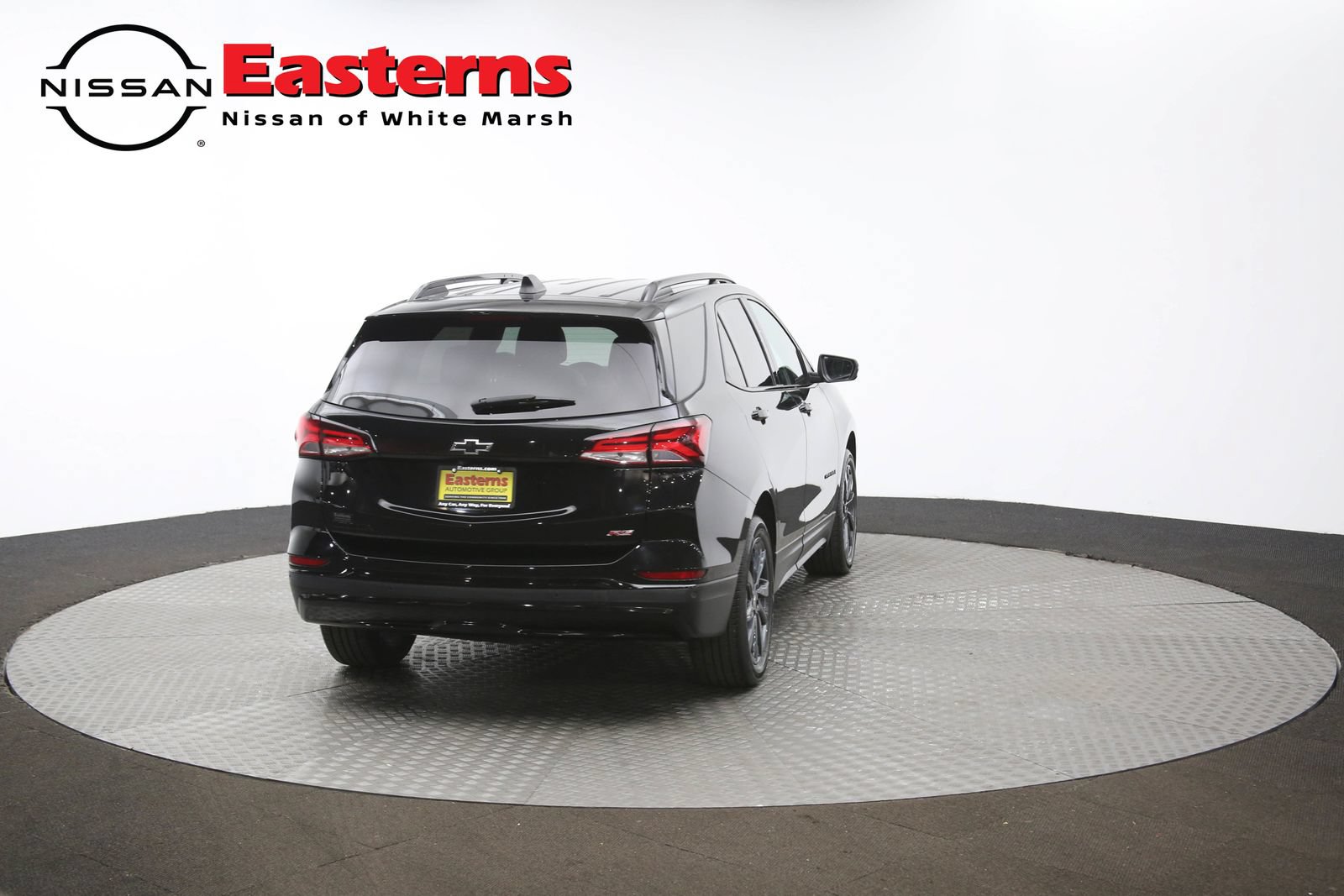 Used 2024 Chevrolet Equinox RS FWD image 37